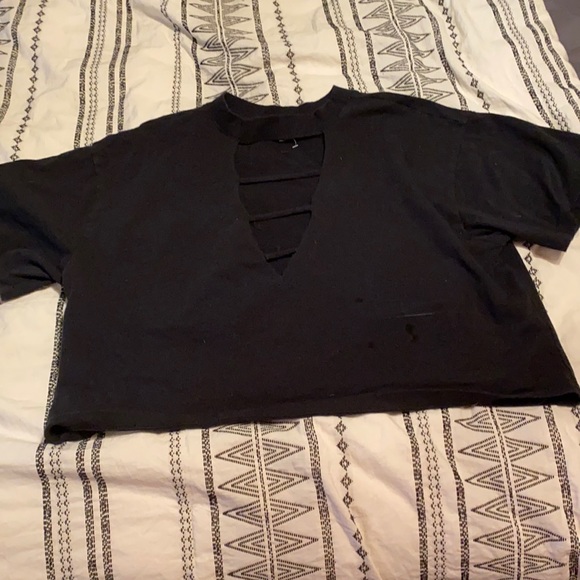Black Crop Top with V-Neck - Picture 1 of 3